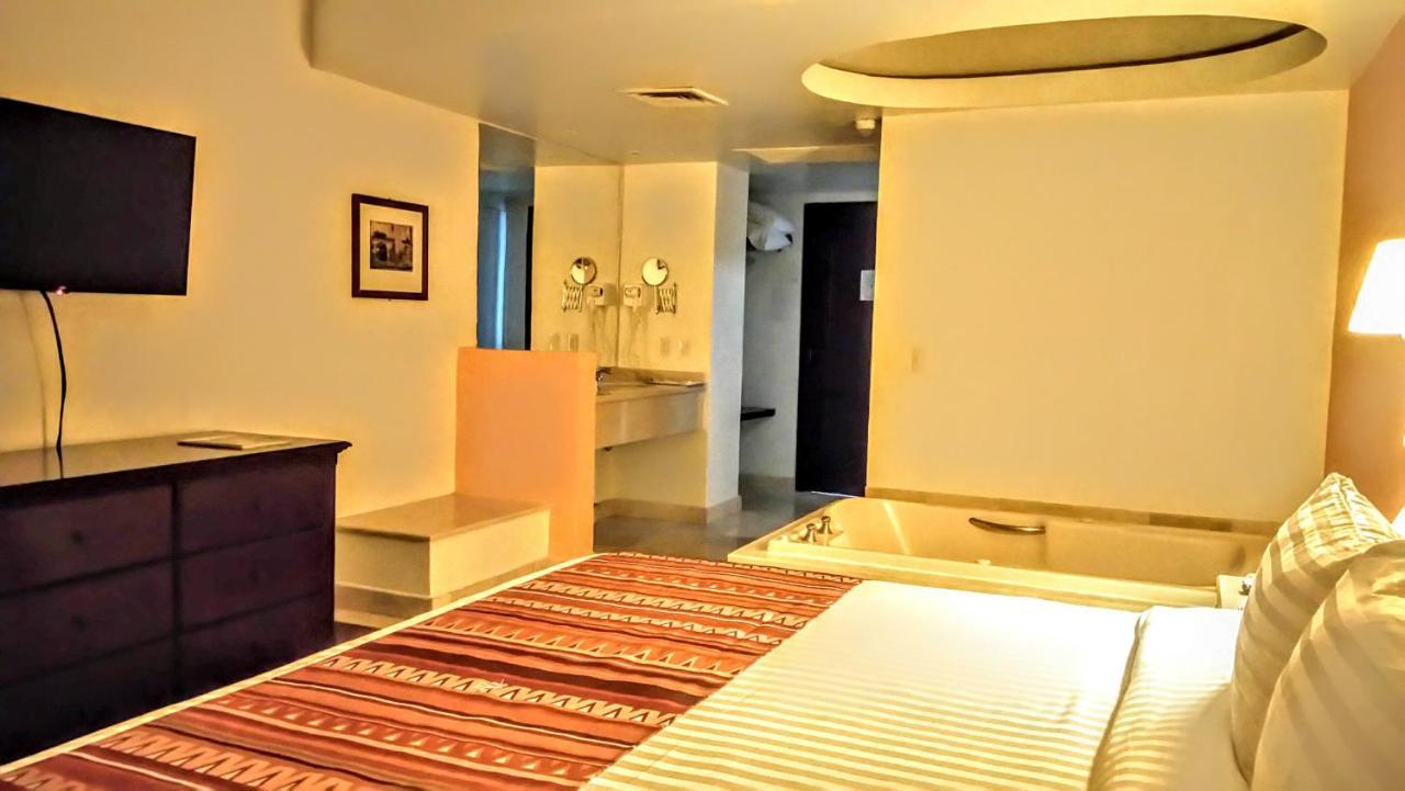 Hg Hotel Сапопан Екстер'єр фото